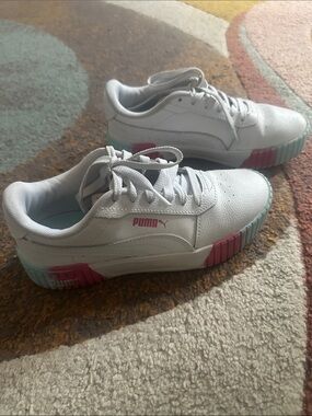 Puma Sneakers - size 4 girls